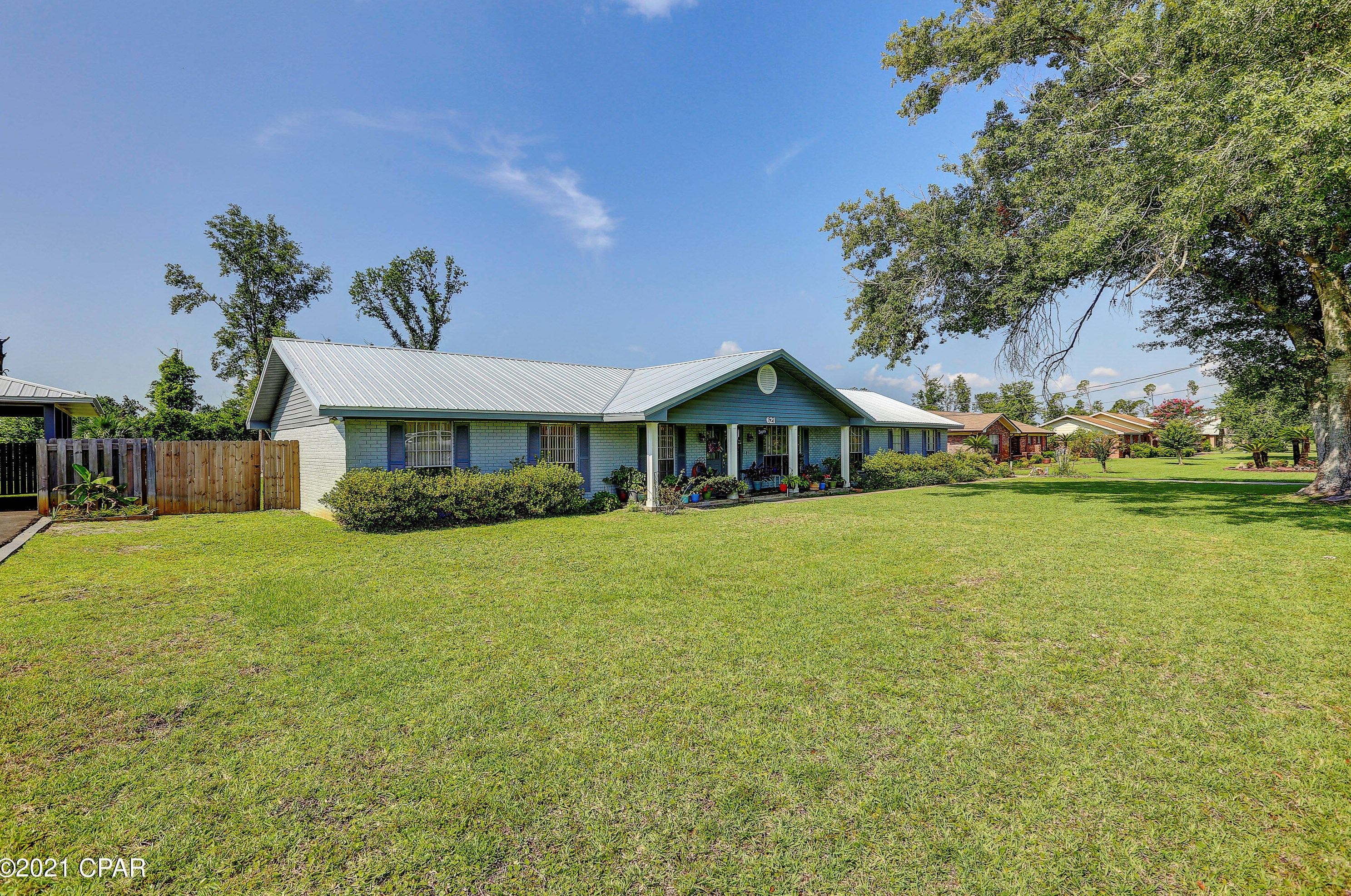 621 Baywood Dr, Lynn Haven, FL 32444