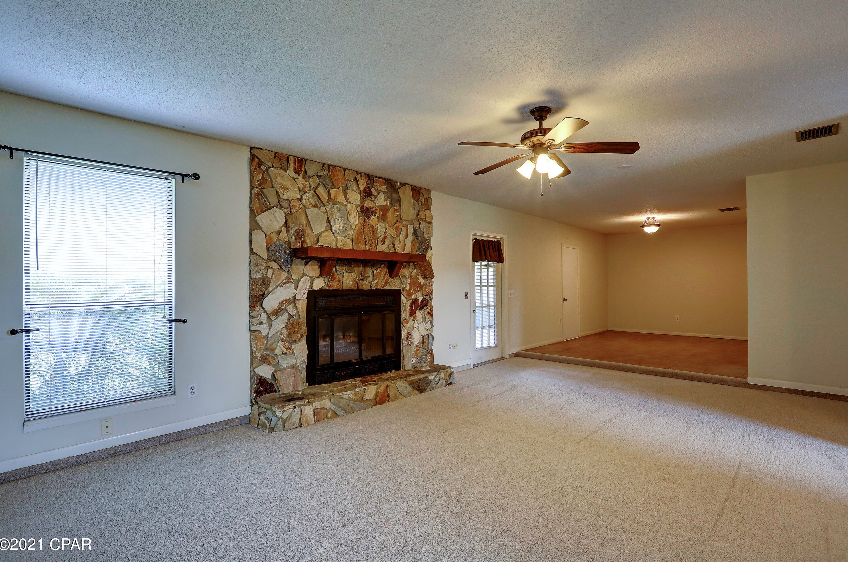 132 Derby Woods Dr, Lynn Haven, FL 32444