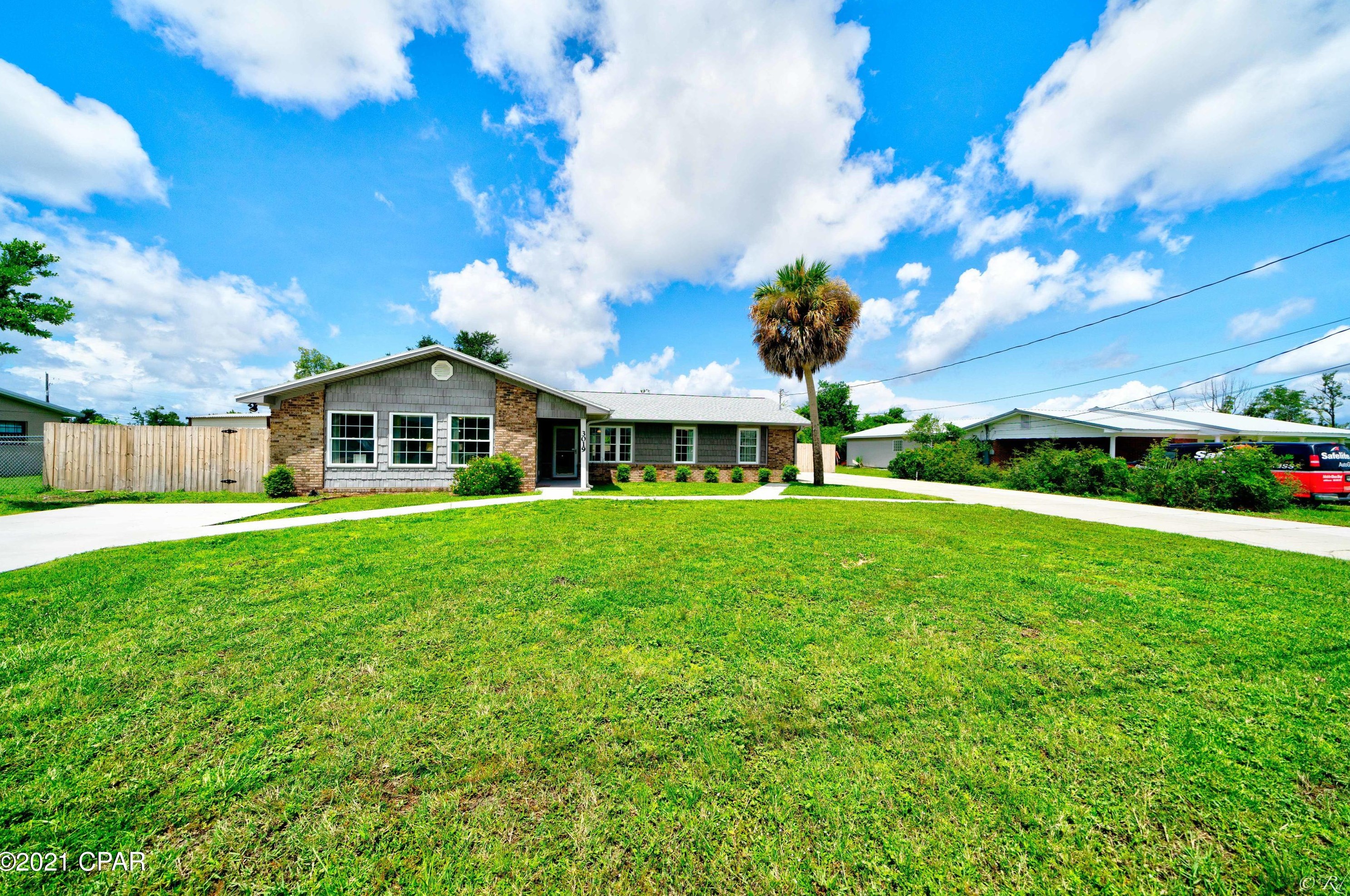 3019 Brookins Rd, Panama City, FL 32405-5718