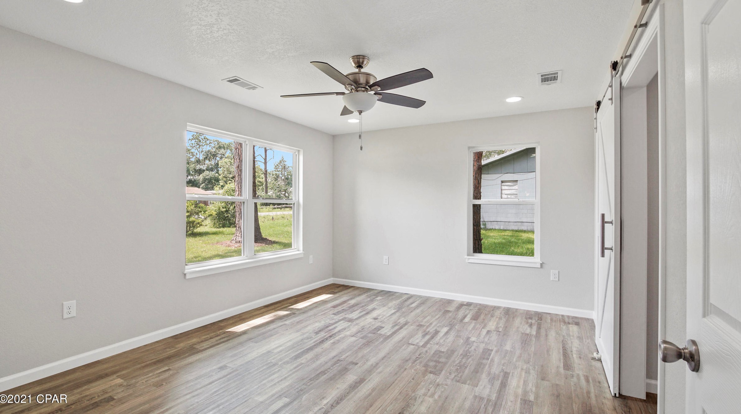 1016 Scenic Hill Circle Dr, Bonifay FL  32425-3025 exterior