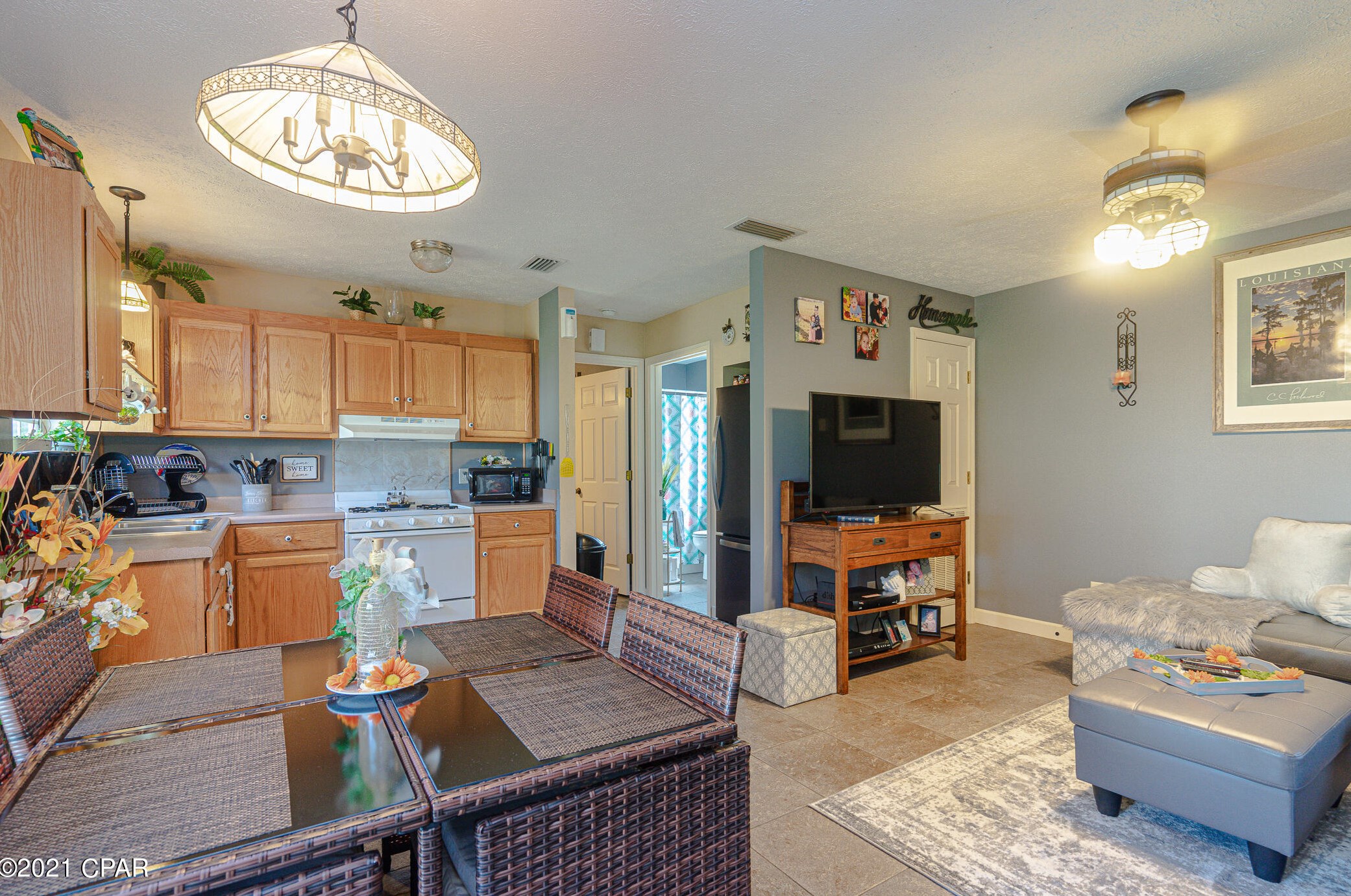 12331 Suncrest Dr, Fountain, FL 32438