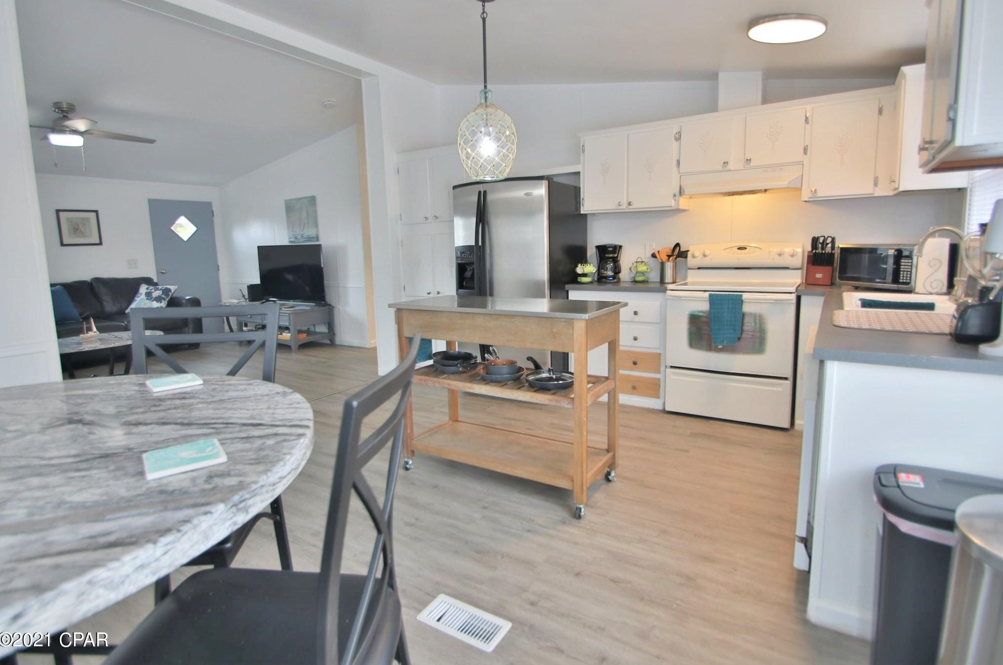 6905 Sunrise Dr, Panama City FL 32407-5588 exterior