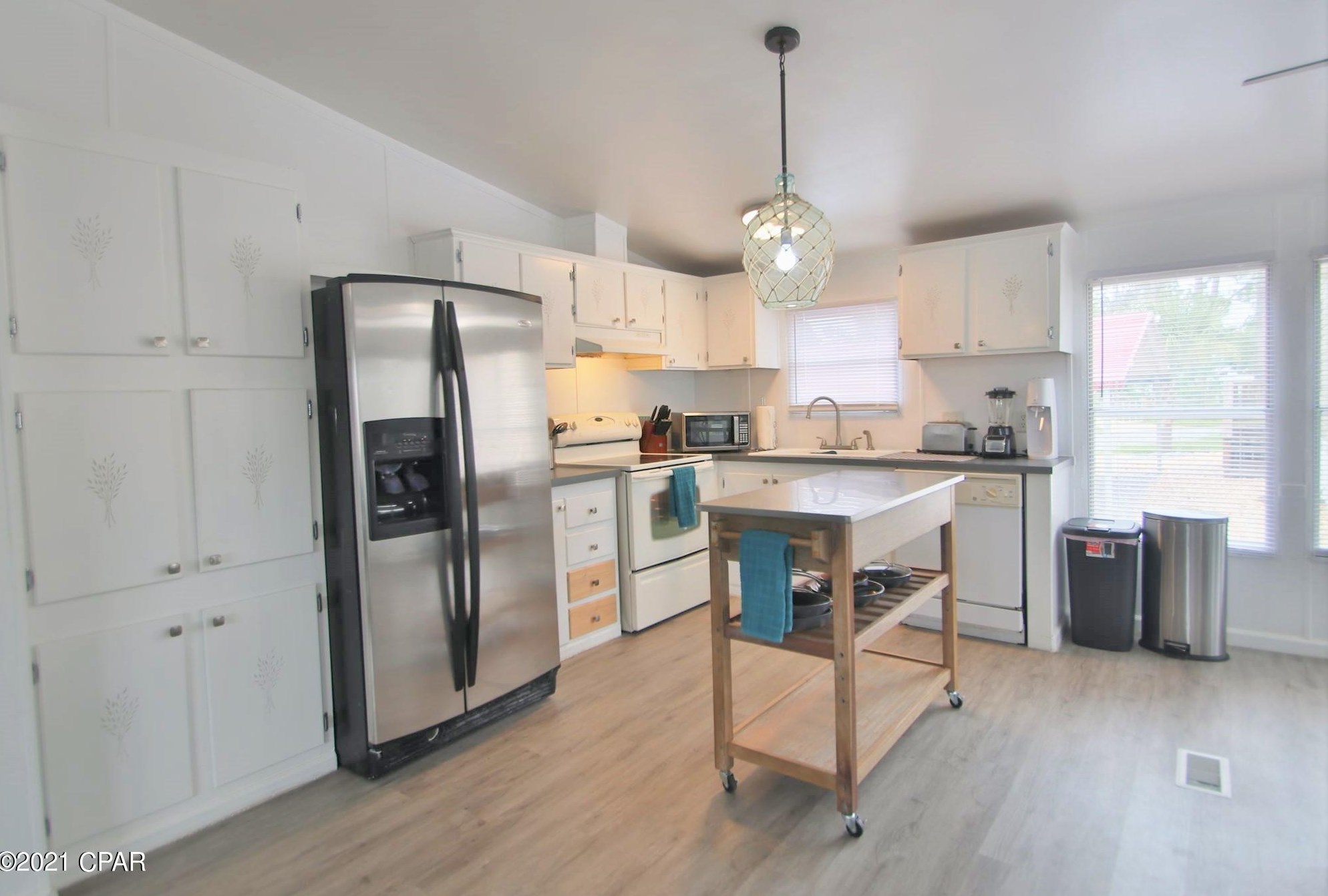 6905 Sunrise Dr, Panama City FL 32407-5588 exterior