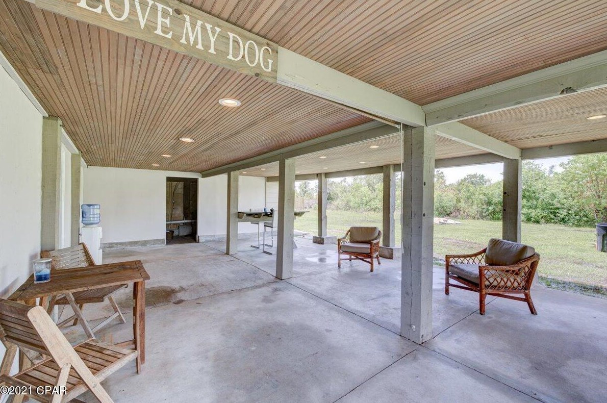 8926 Rizzuto Rd, Panama City, FL 32404-4043
