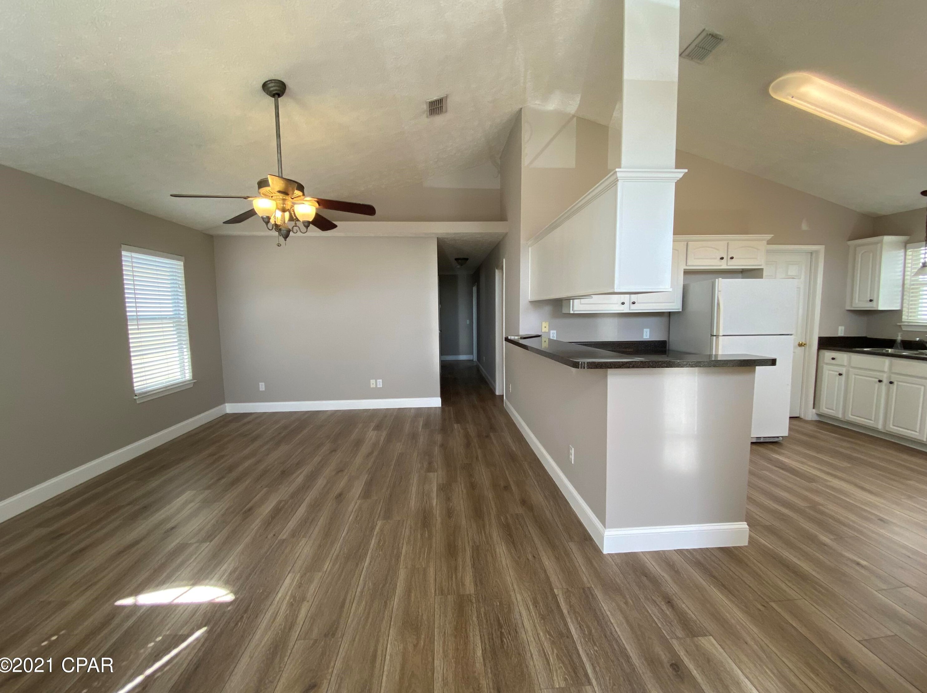 11708 Seashore Ln, Panama City, FL 32407-4524