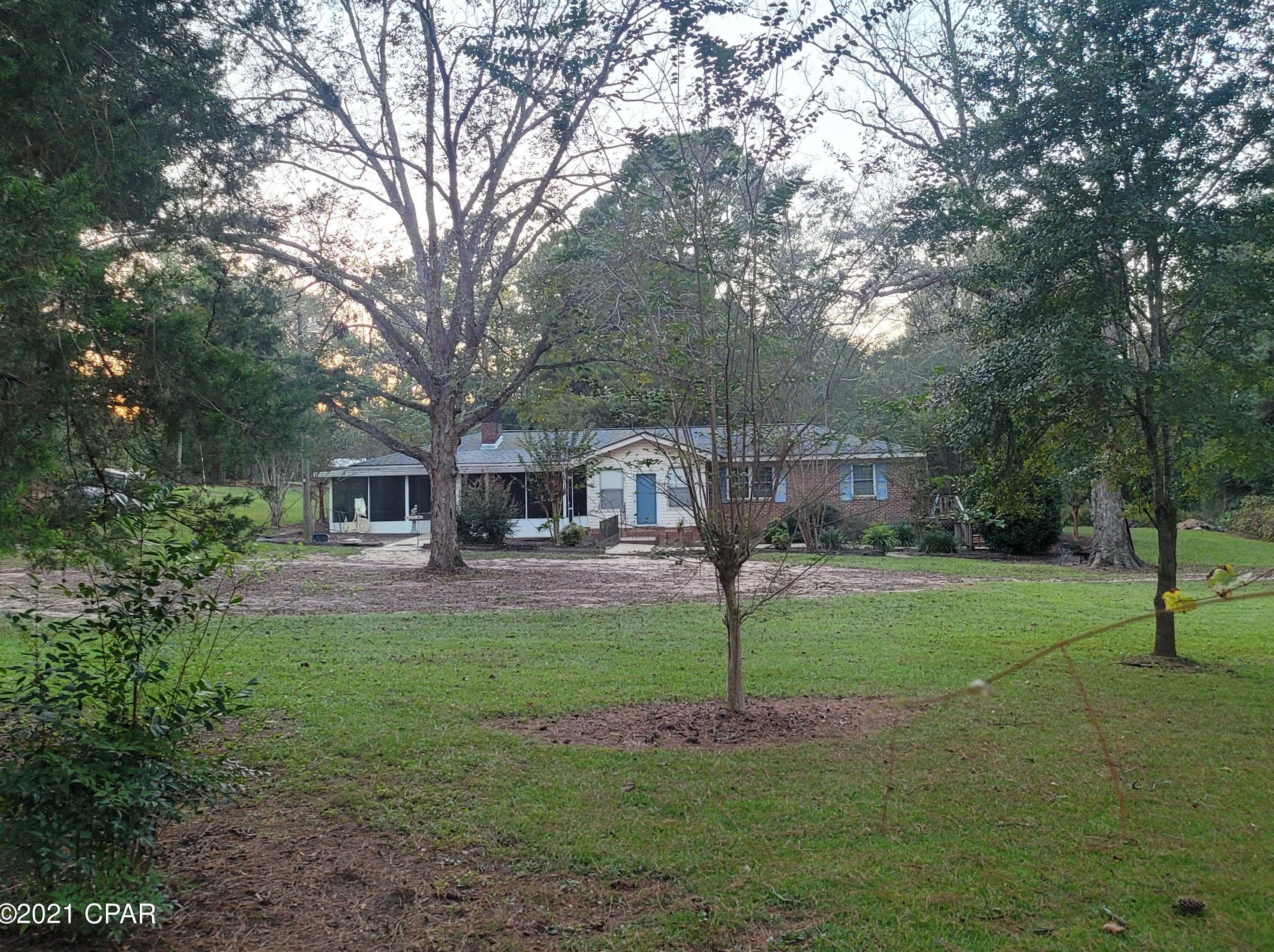 5055 Damascus Church Rd, Graceville, FL 32440