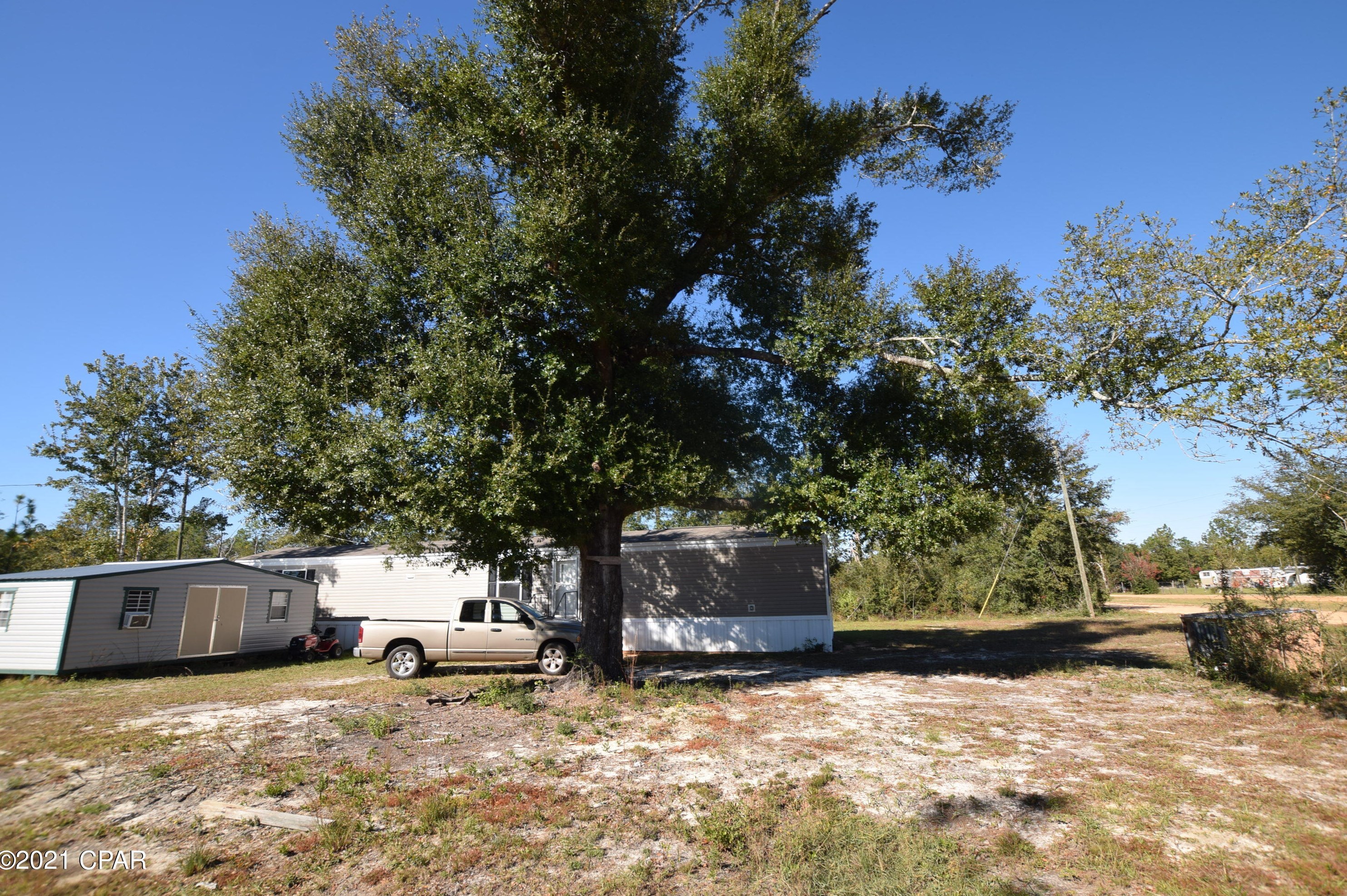 13735 Capri Ave, Fountain, FL 32438