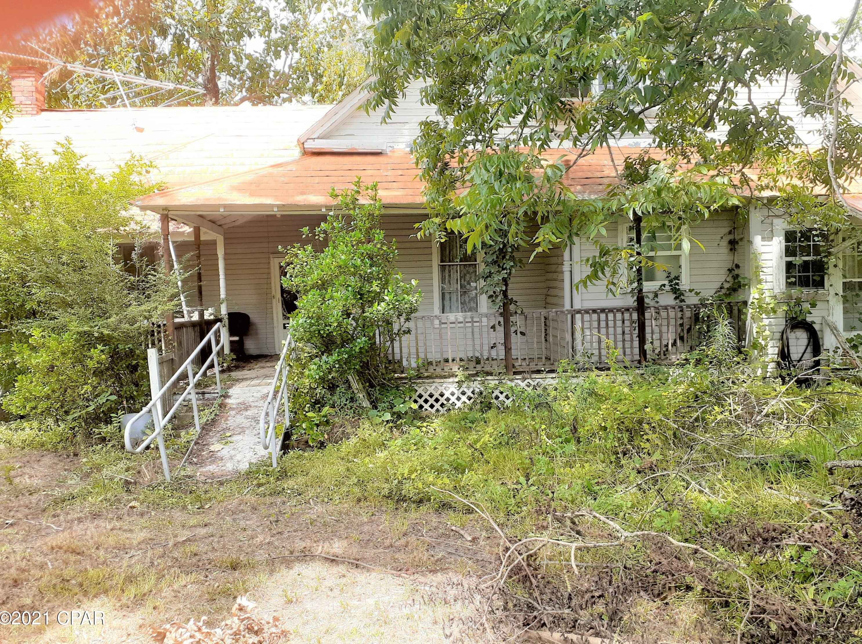 5021 Basswood Rd, Bascom, FL 32423