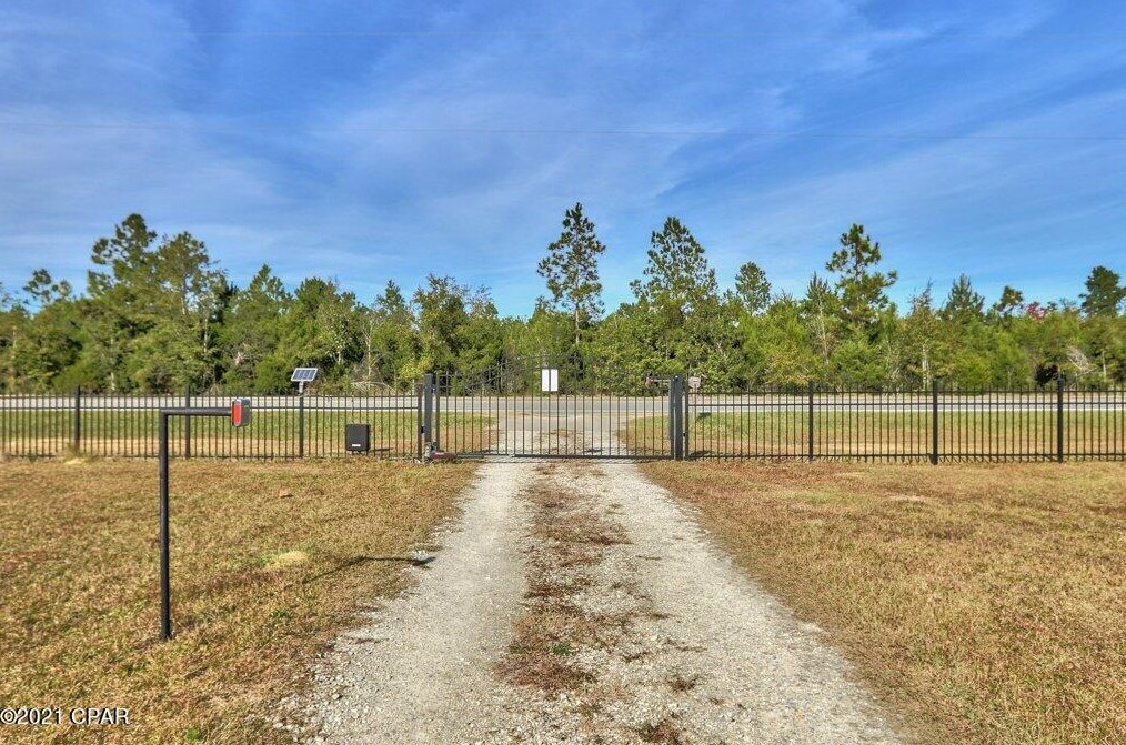 15205 Nw County Road 274 Rd, Altha, FL 32421