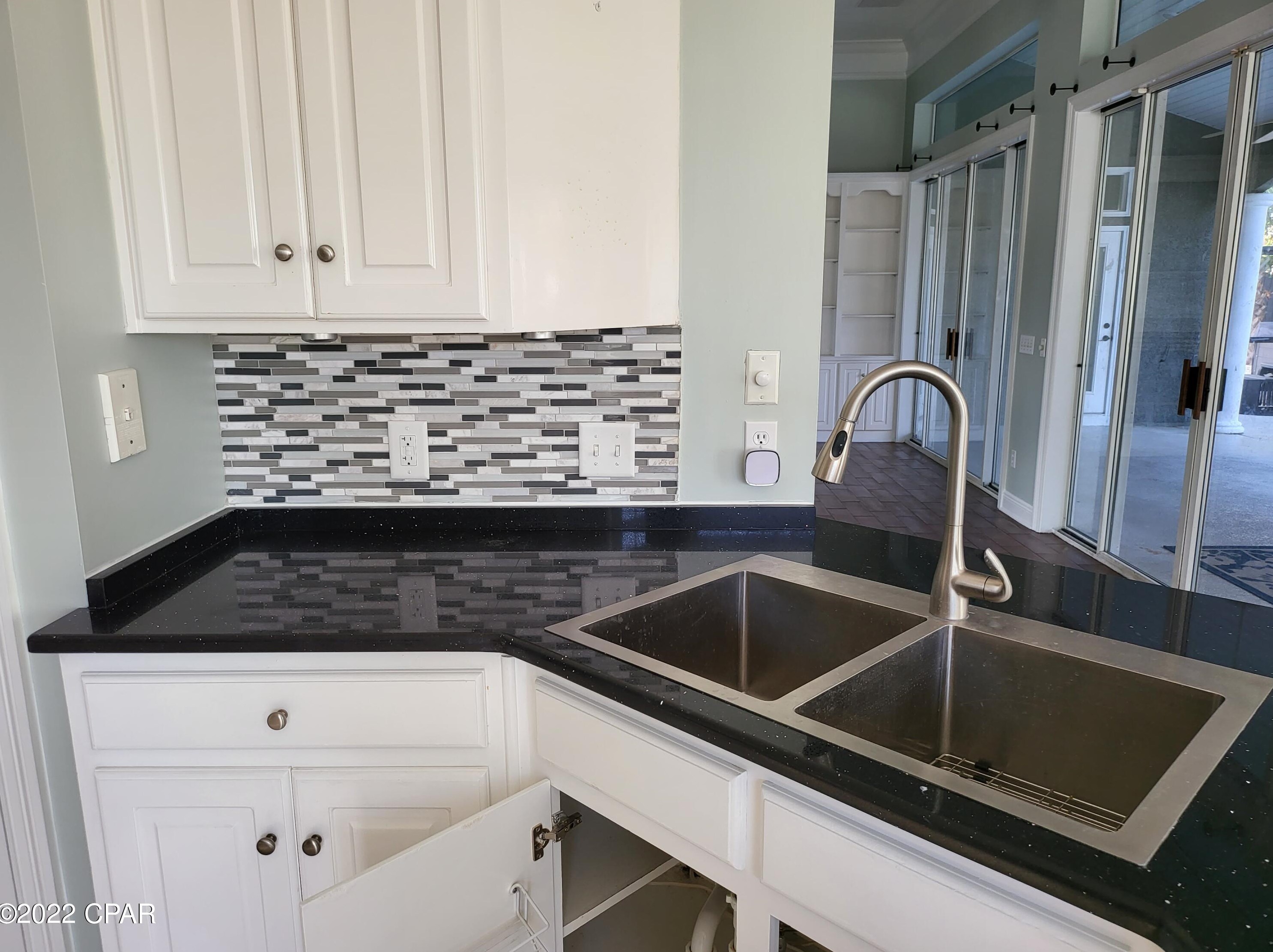 111 Grove Isle Blvd, Panama City FL  32408-5246 exterior