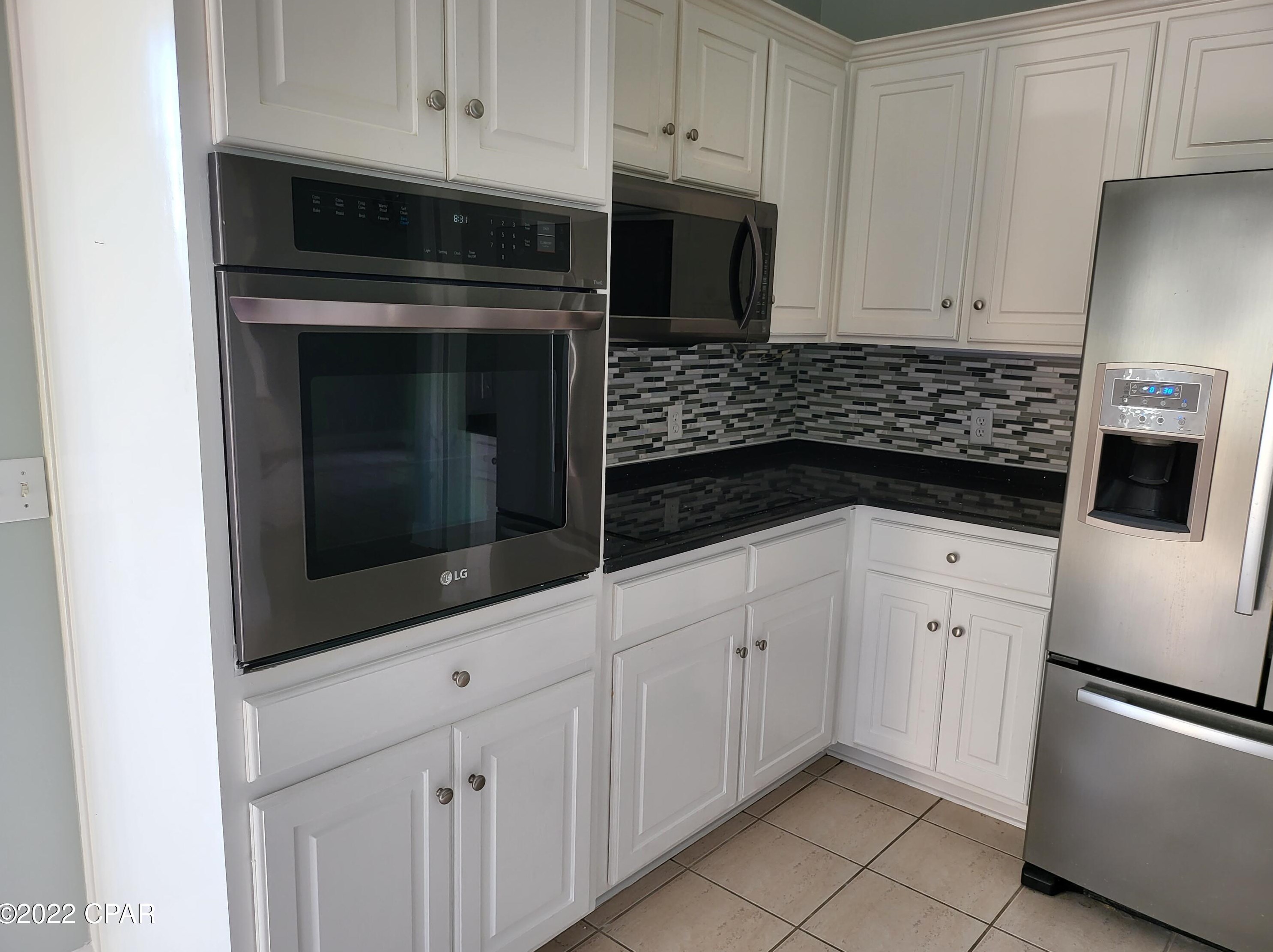 111 Grove Isle Blvd, Panama City FL  32408-5246 exterior