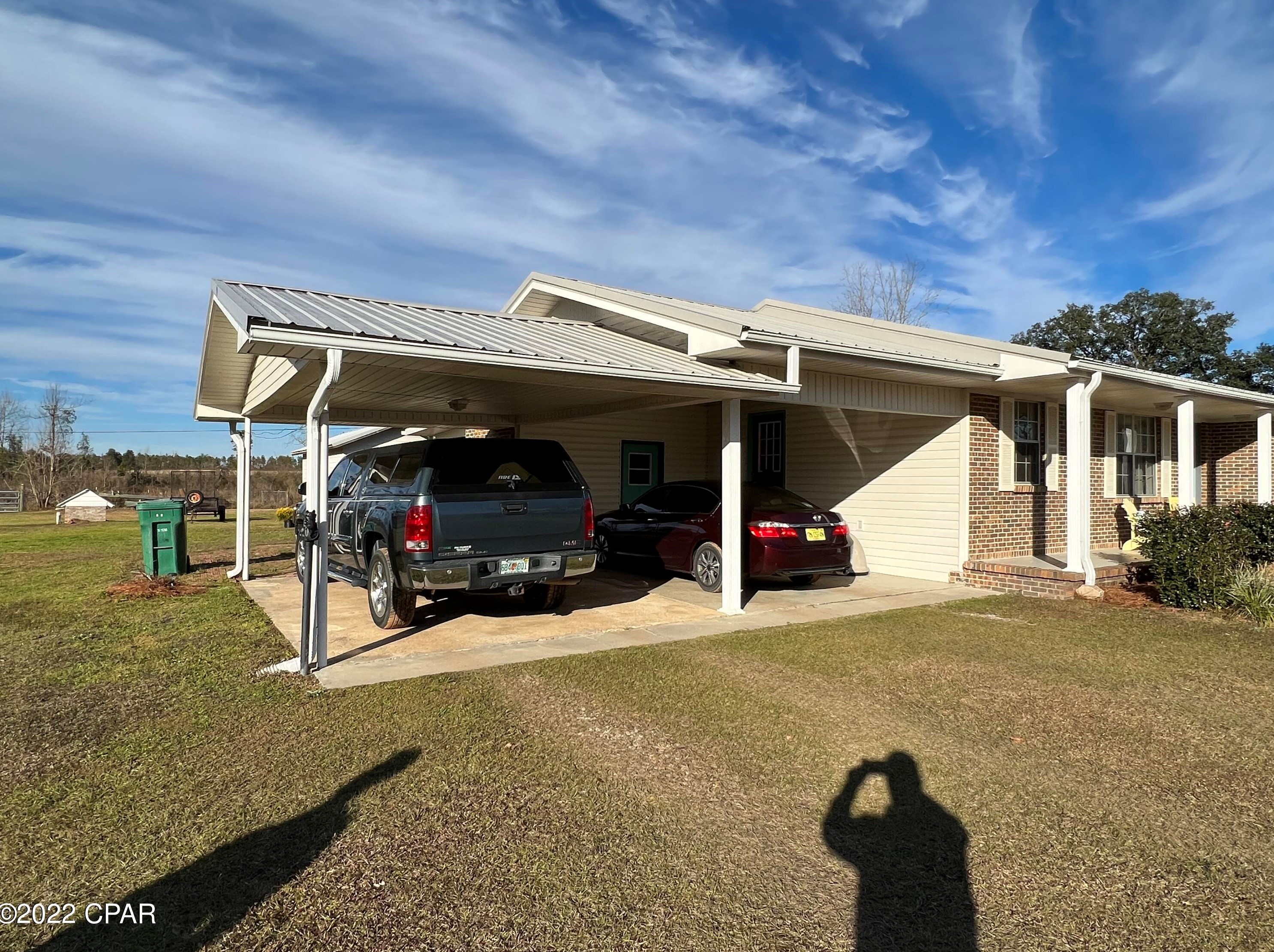 4336 Lakewood Dr, Marianna, FL 32448