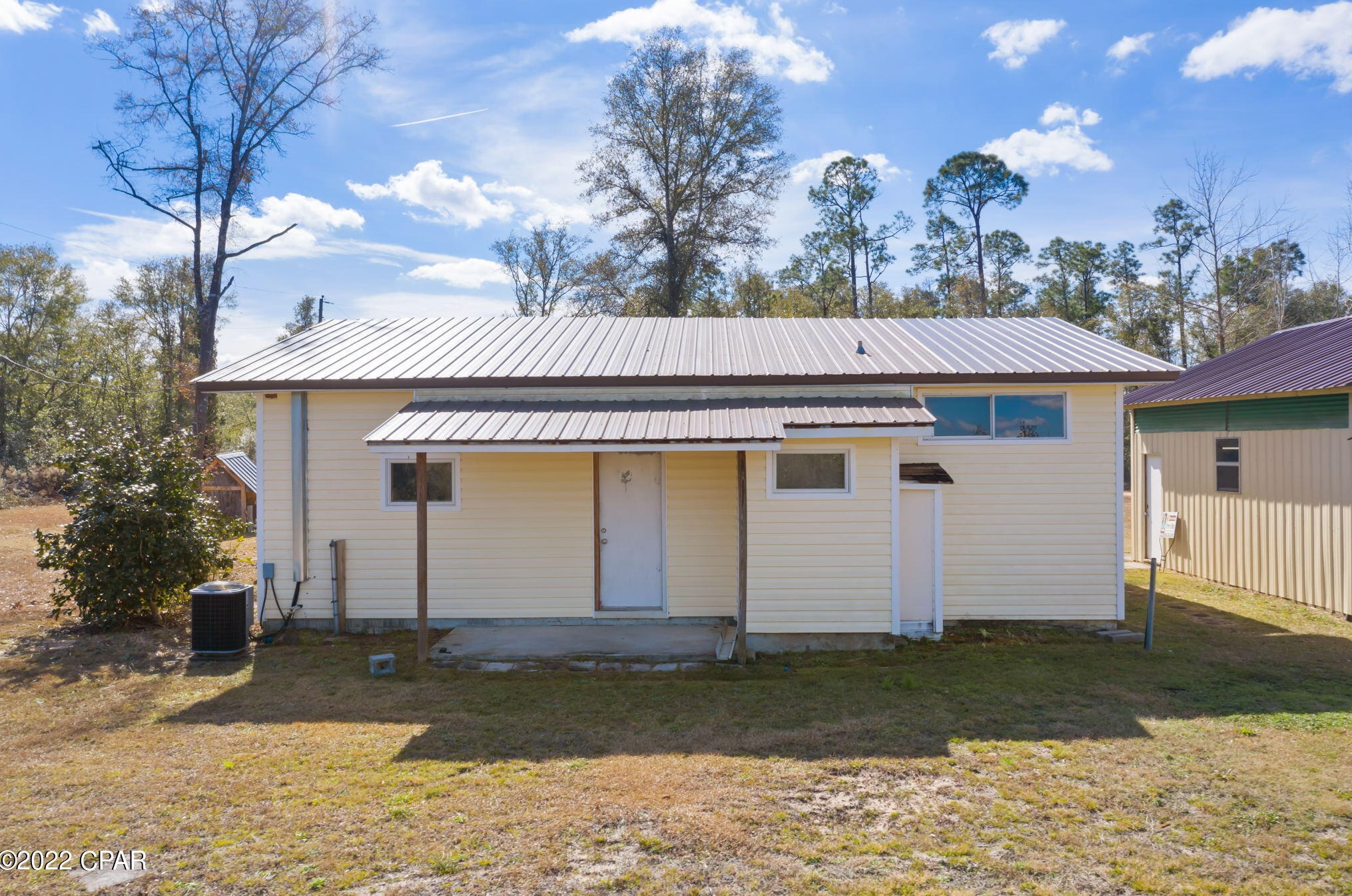 2346 Breese Ct, Alford, FL 32420
