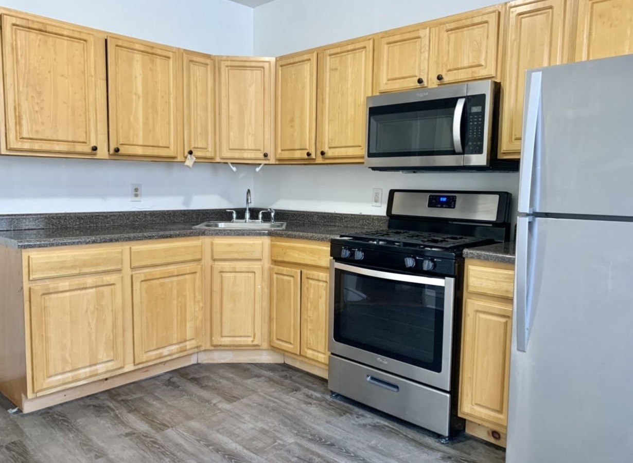 21 Myrtle Ave, Jersey City, NJ 07305-4320