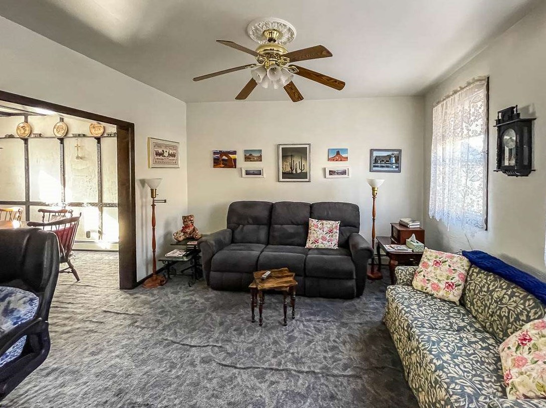 129 Poplar St, Jersey City, NJ 07307-3231