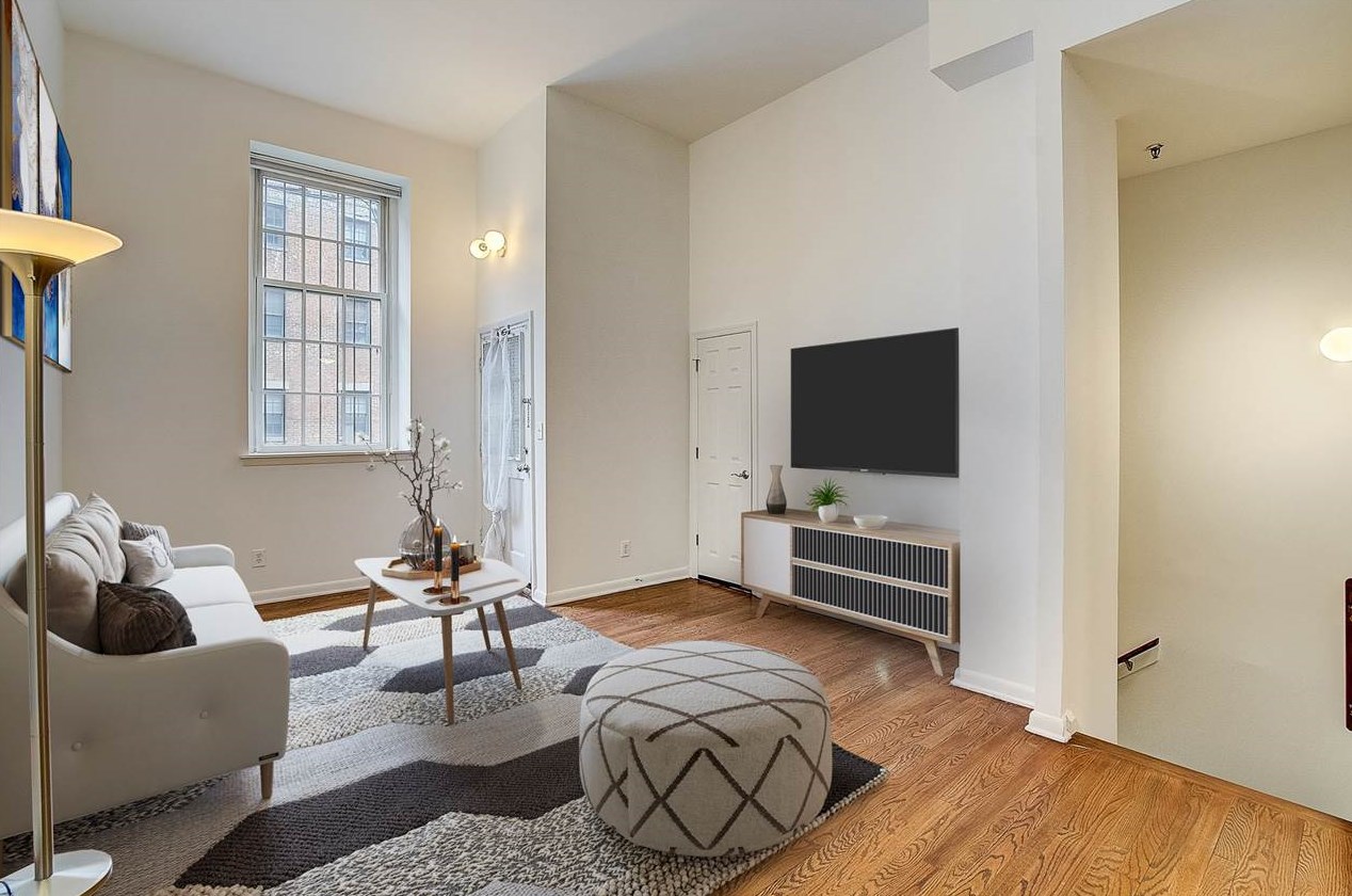 341 Monmouth St, Jersey City, NJ 07302-3427