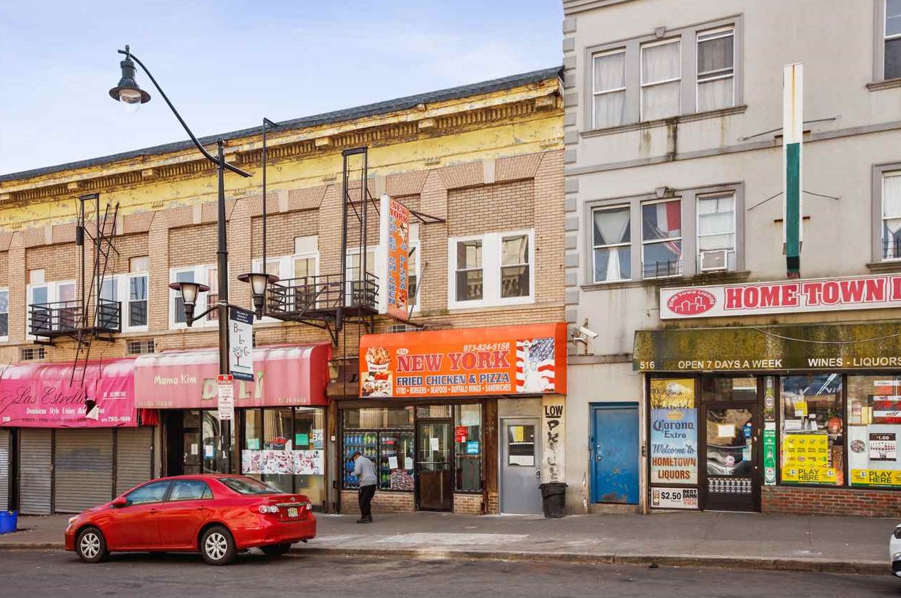510 Clinton Ave #4, Newark, NJ 07108