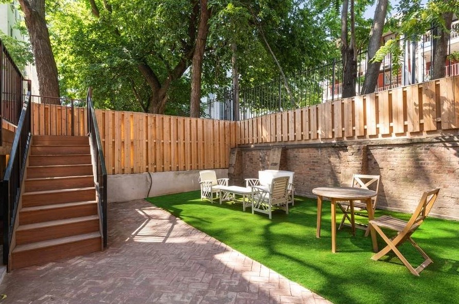 162 Mercer St, Jersey City NJ  07306-2401 exterior