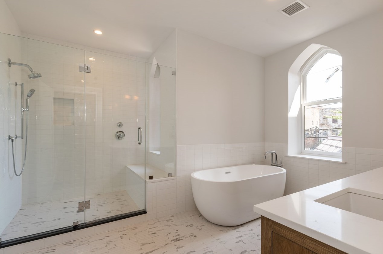 162 Mercer St, Jersey City NJ  07306-2401 exterior