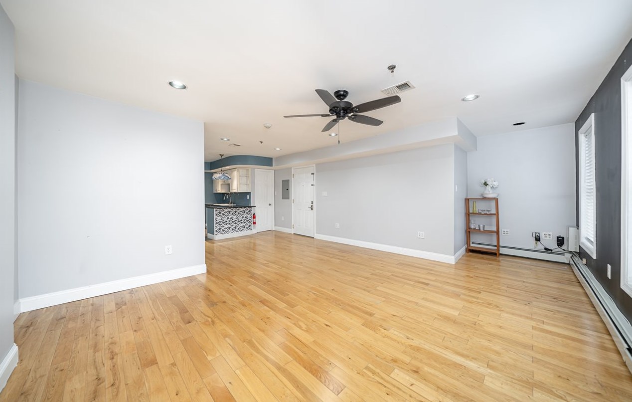 234 70th St #2, West New York, NJ 07093