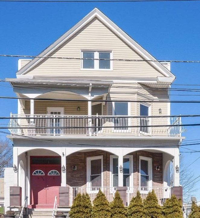 130 Carteret Ave #1, Jersey City, NJ 07305