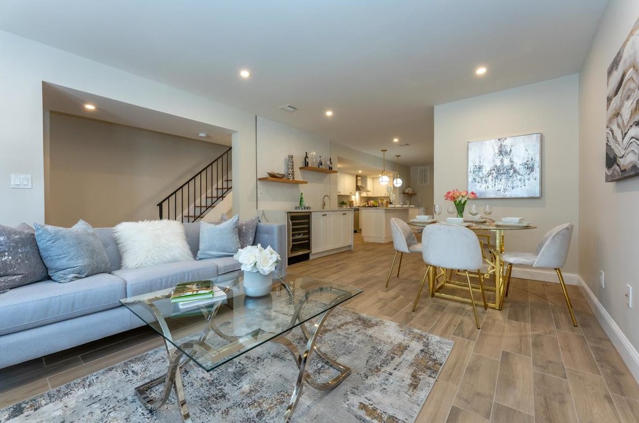 253 Hancock Ave, Jersey City, NJ 07307-1922