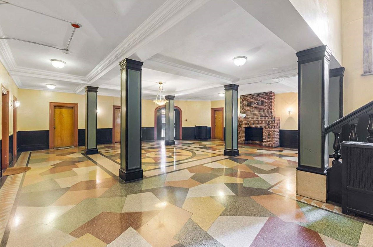 7435 Boulevard E #27, North Bergen, NJ 07047