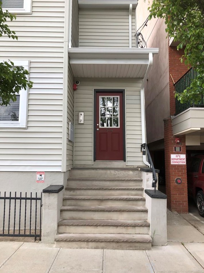 514 2nd St, Union City, NJ 07087