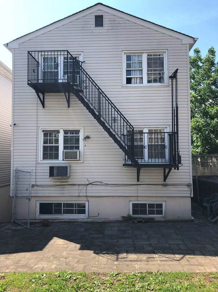 20 Western Ave, Jersey City, NJ 07307-4407