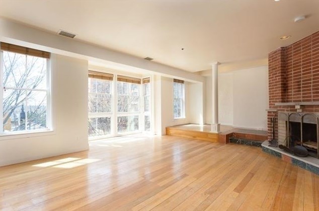 76 Essex St #2, Jersey City, NJ 07302