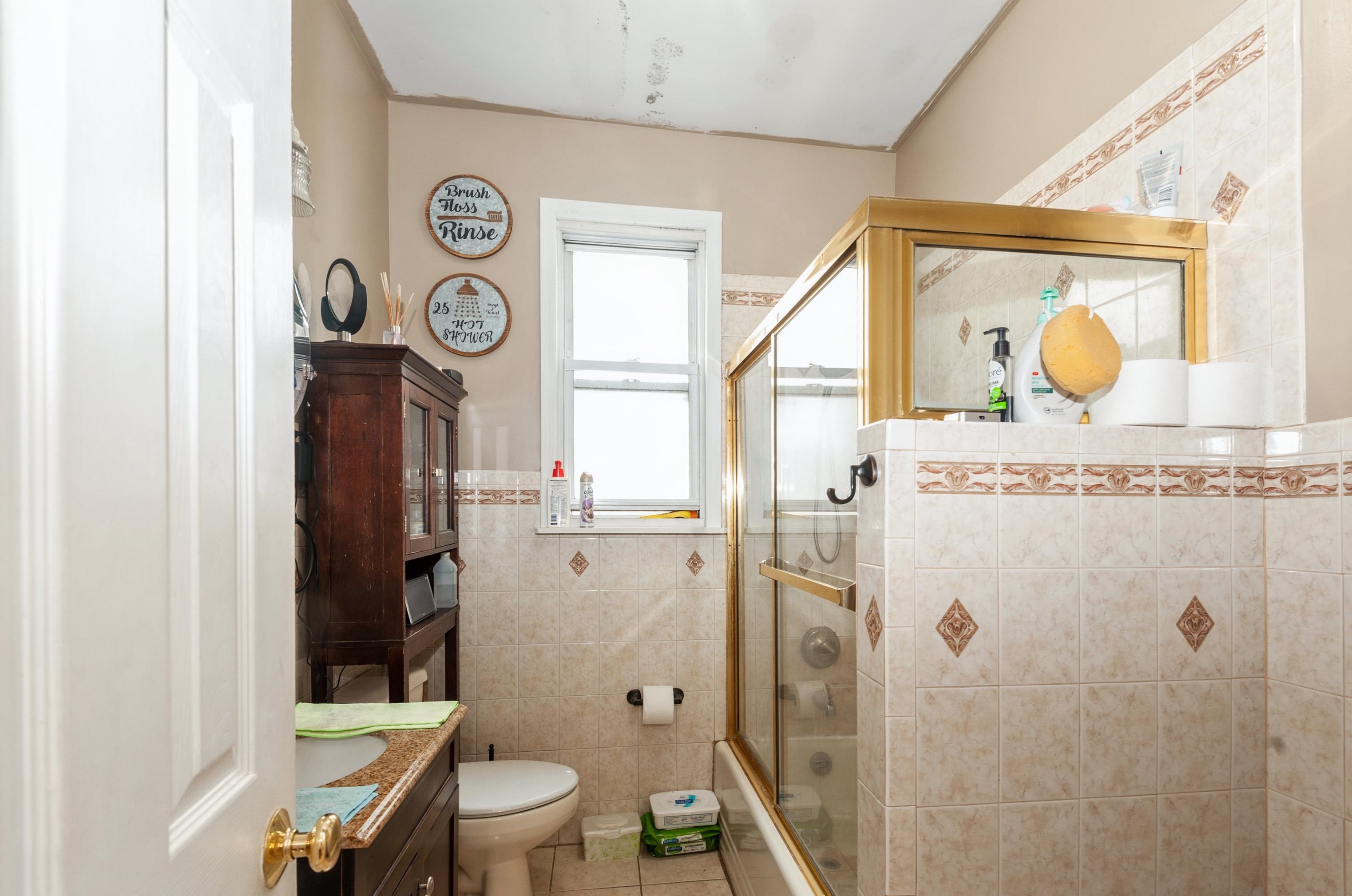 200 Columbia Ave, Jersey City NJ 07307-4019 exterior