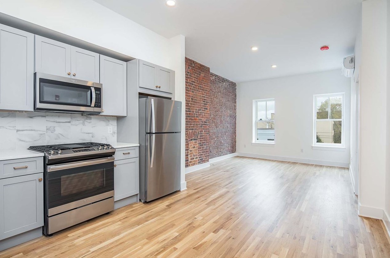 347 Communipaw Ave #4, Jersey City, NJ 07304