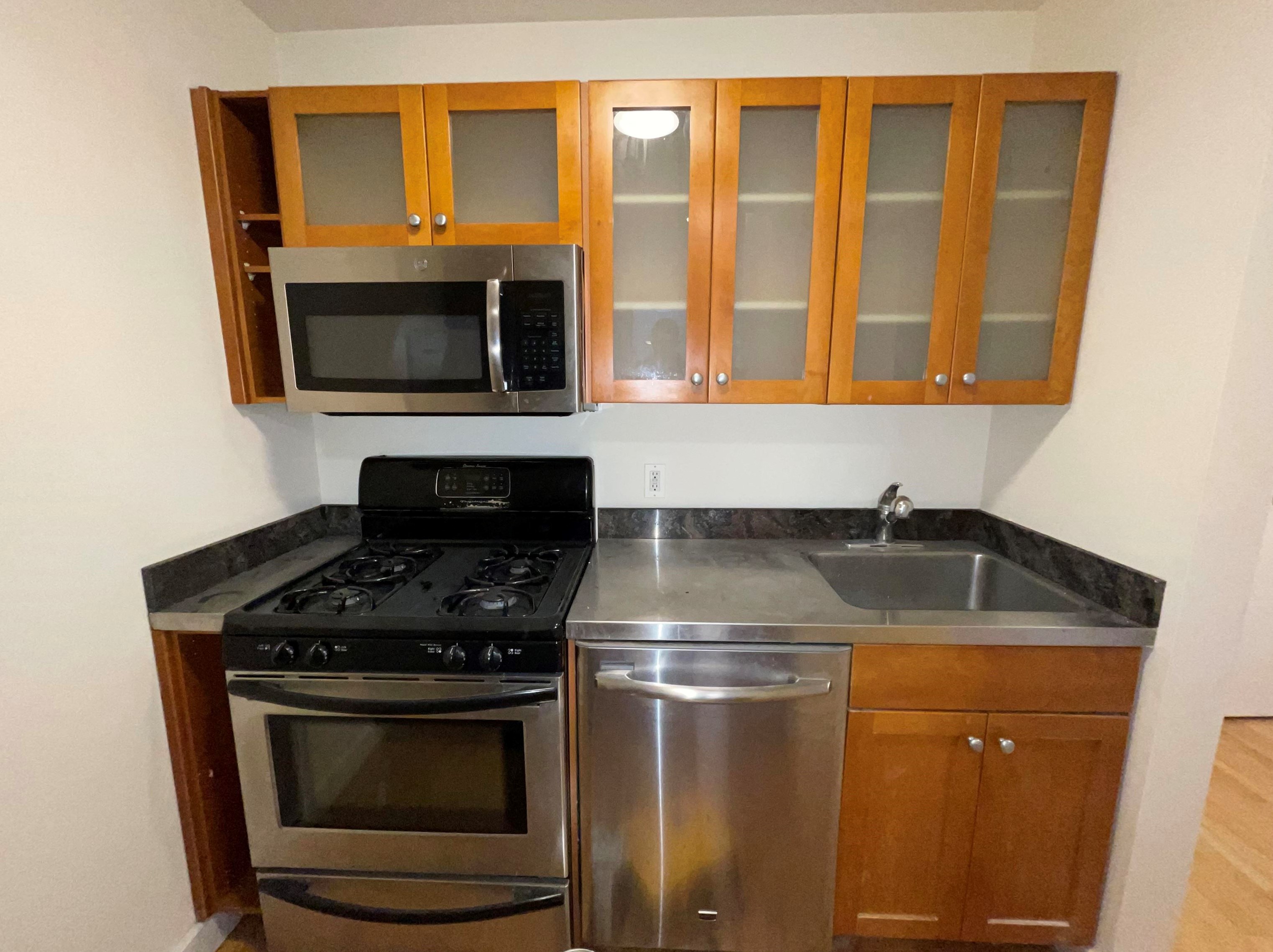 222 Montgomery St #1c, Jersey City, NJ