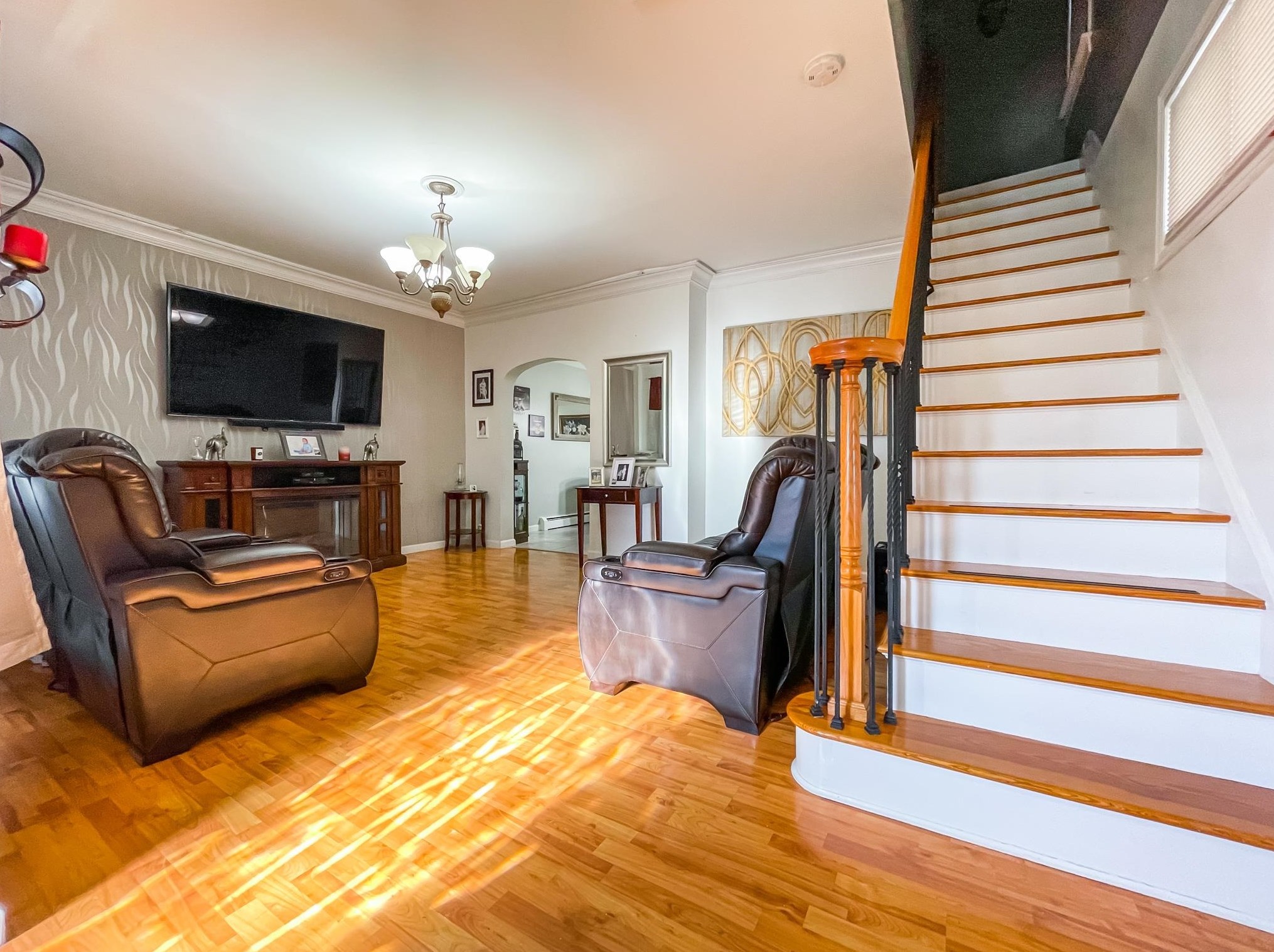 1464 71st St, North Bergen, NJ 07047