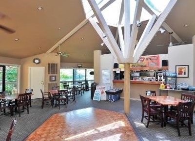 363 Sandcastle Ky, Secaucus NJ 07094-2208 exterior