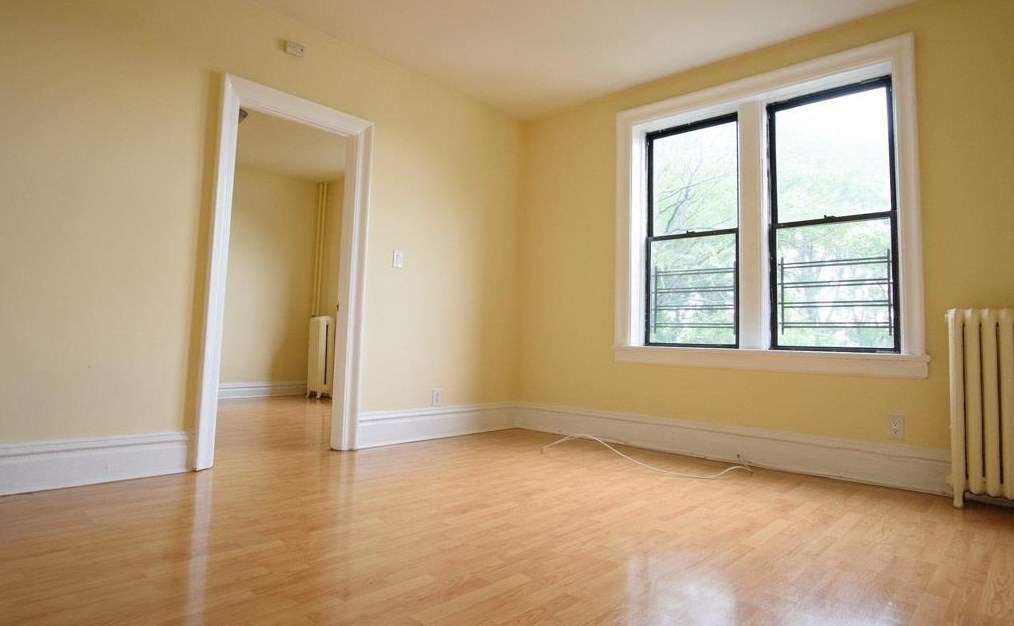 429 Fairmount Ave, Jersey City, NJ 07306-5915