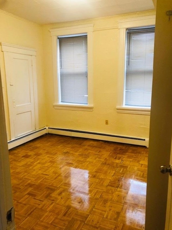 208 63rd St, West New York, NJ 07093-8504