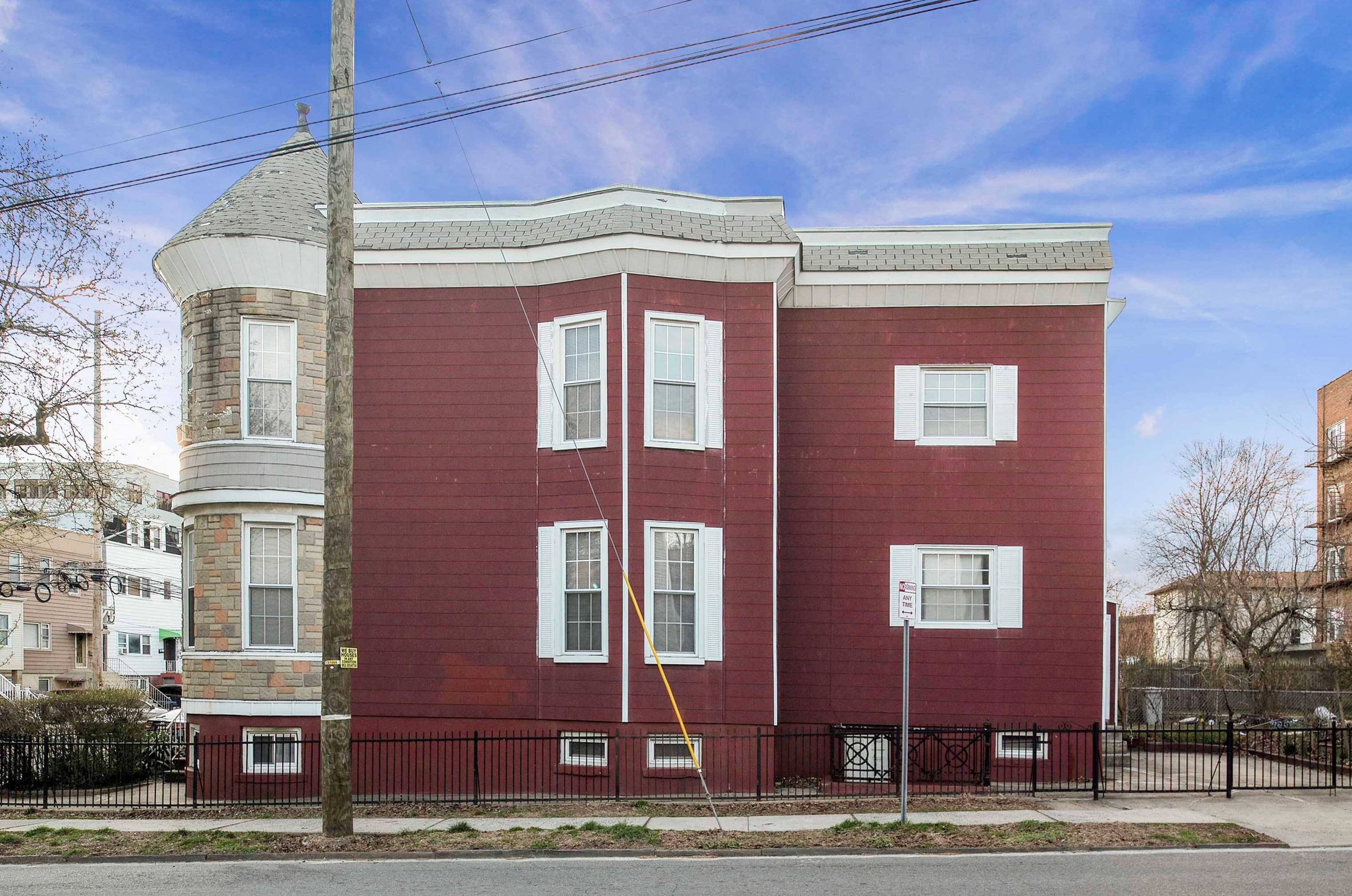 48 Jefferson Ave, Jersey City, NJ 07306-1018