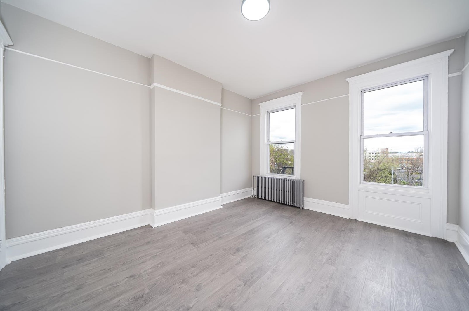 289 Forrest St #3, Jersey City, NJ 07304
