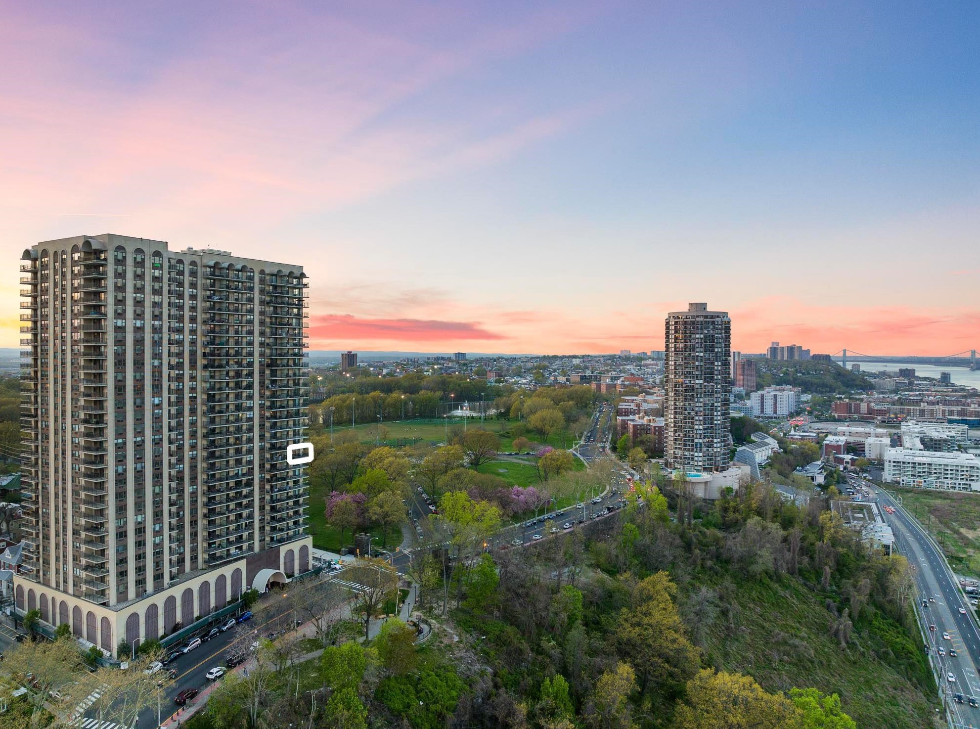 7855 Boulevard E #12c, North Bergen, NJ 07047