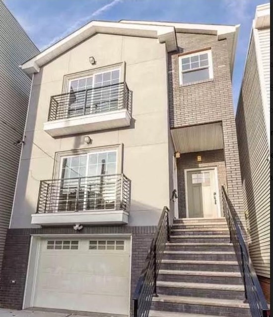 268 Griffith St #2, Jersey City, NJ 07307