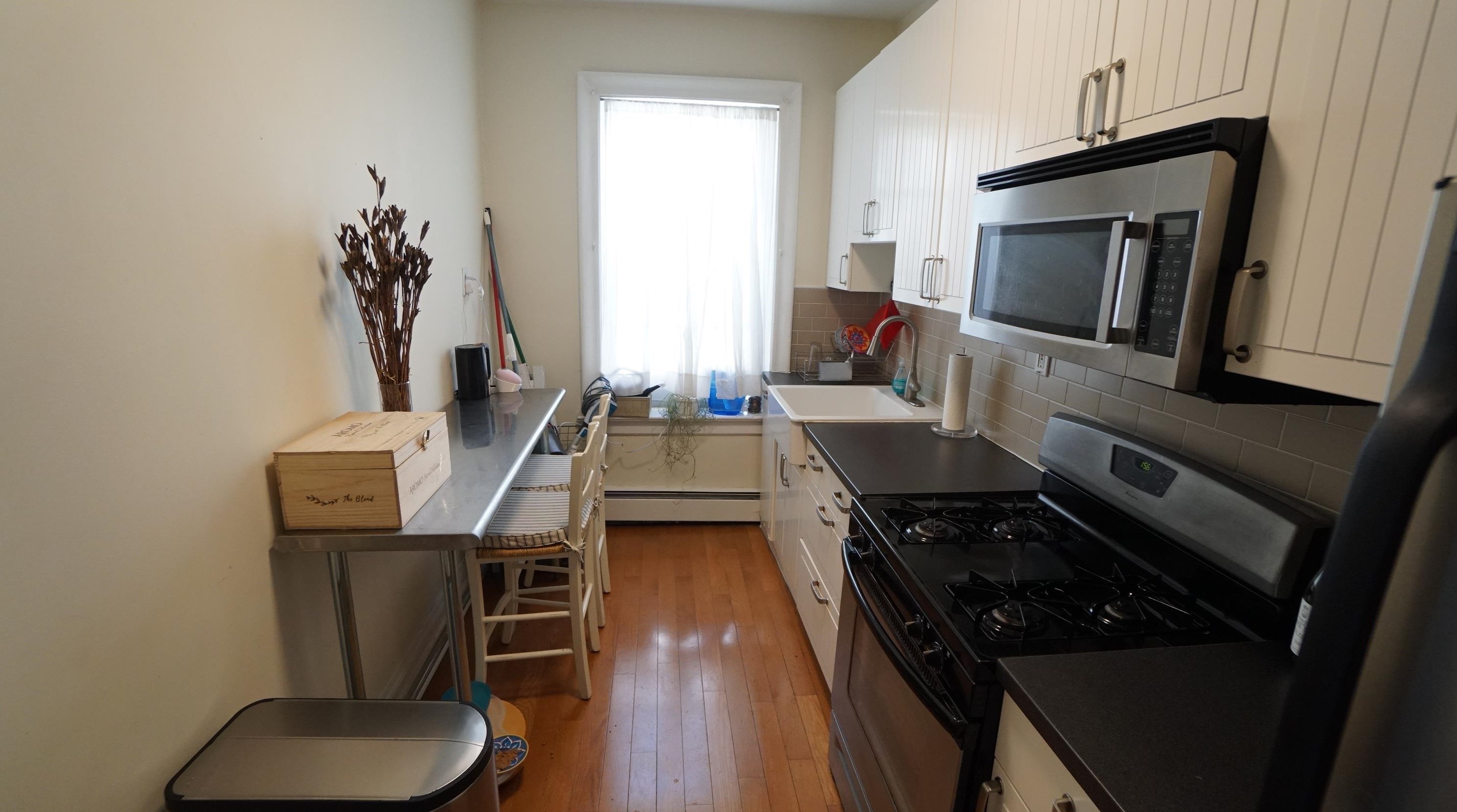 42 Hutton St #8, Jersey City, NJ 07307