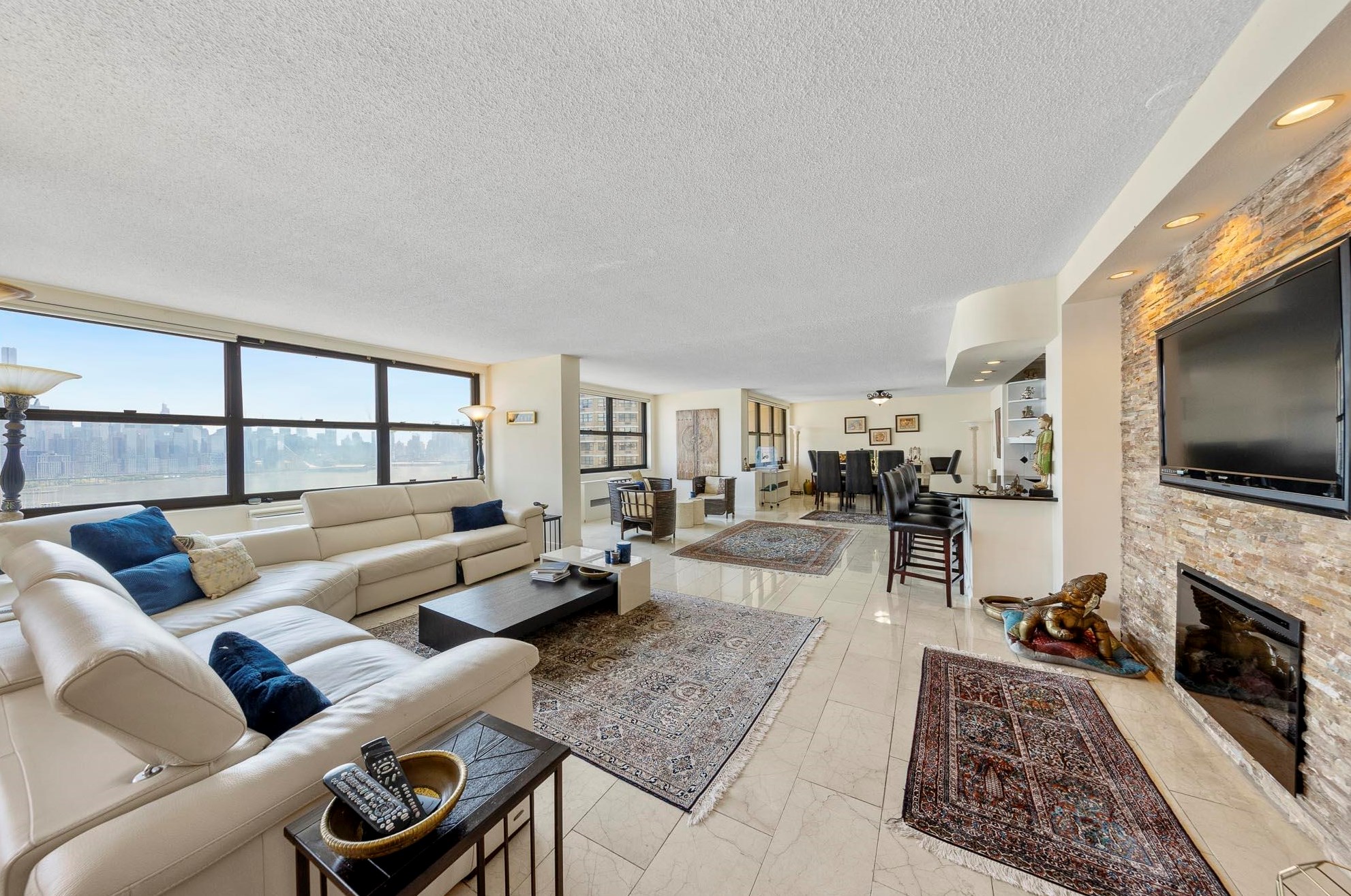 7004 Boulevard E #26 D/e, West New York, NJ 07093