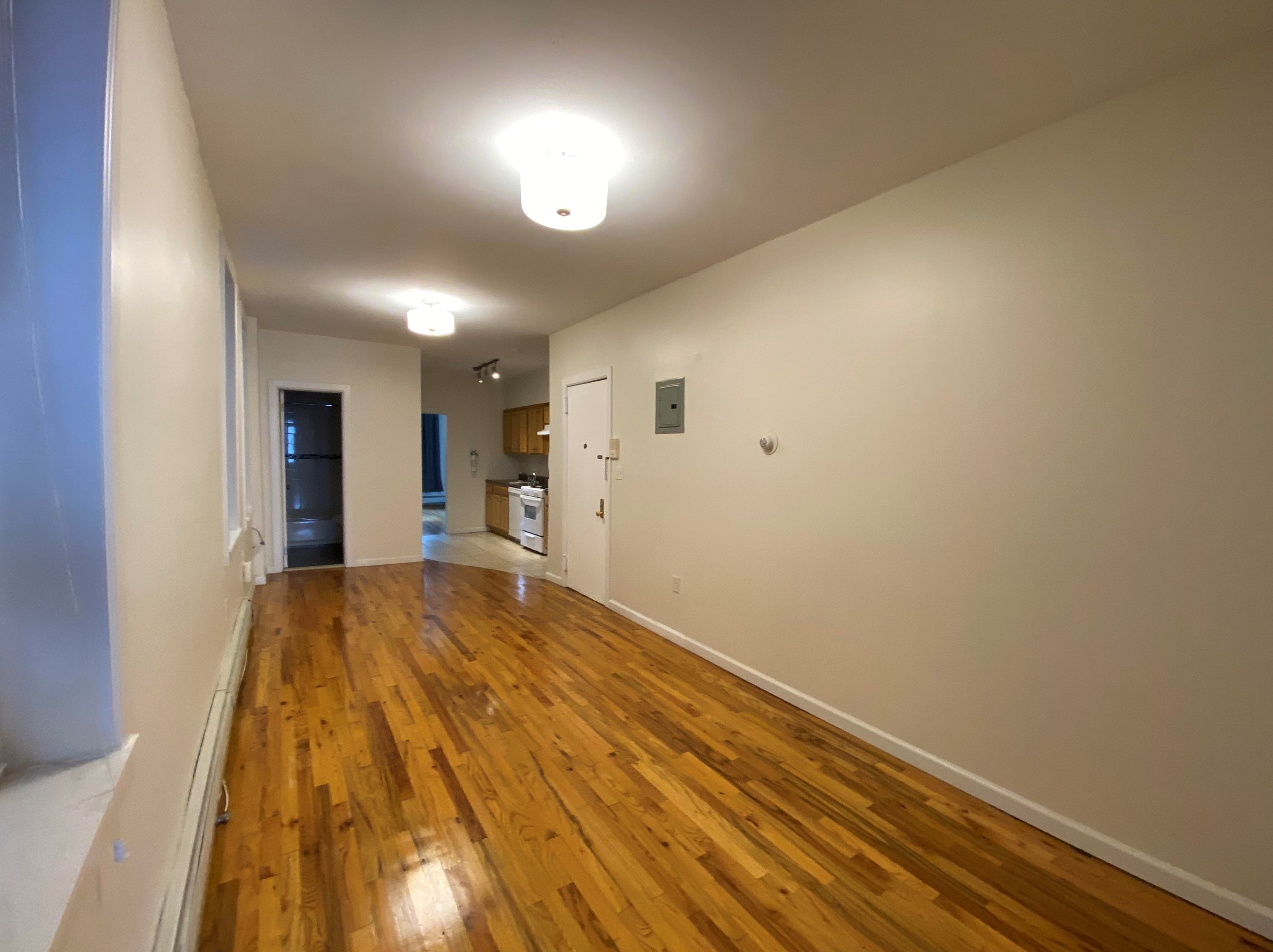 275 Webster Ave #1, Jersey City, NJ 07307