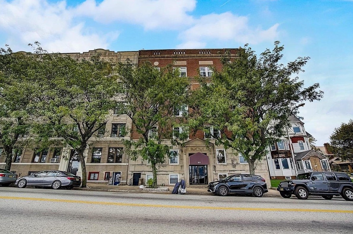 851 Boulevard E #e4, Union City, NJ 07086
