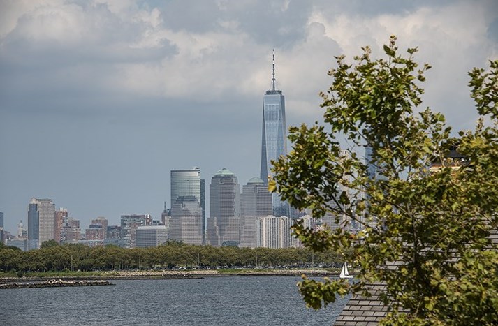5 Intrepid Pl #5, Jersey City, NJ 07305