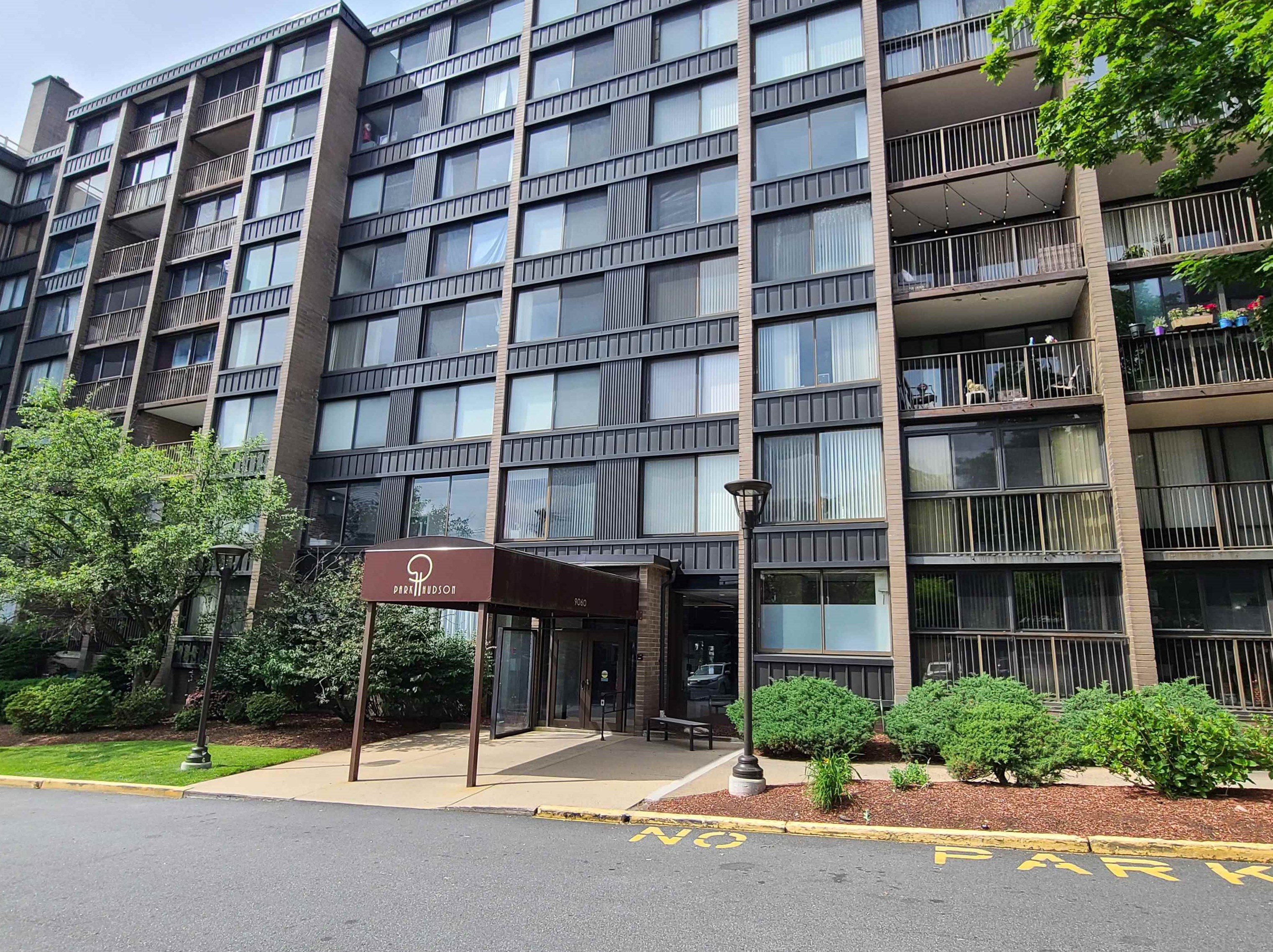 9060 Palisade Ave #605, North Bergen, NJ 07047