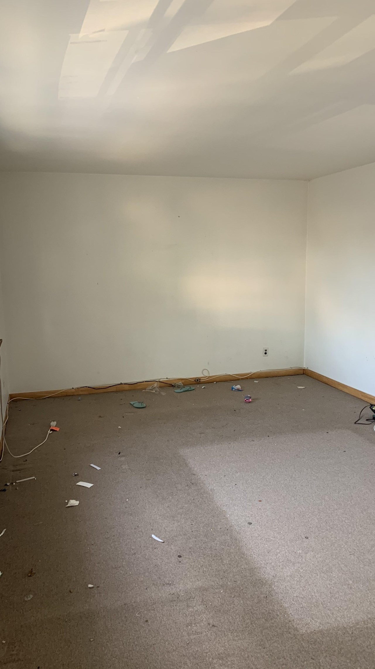 216 Custer Ave, Jersey City NJ 07305-1705 exterior