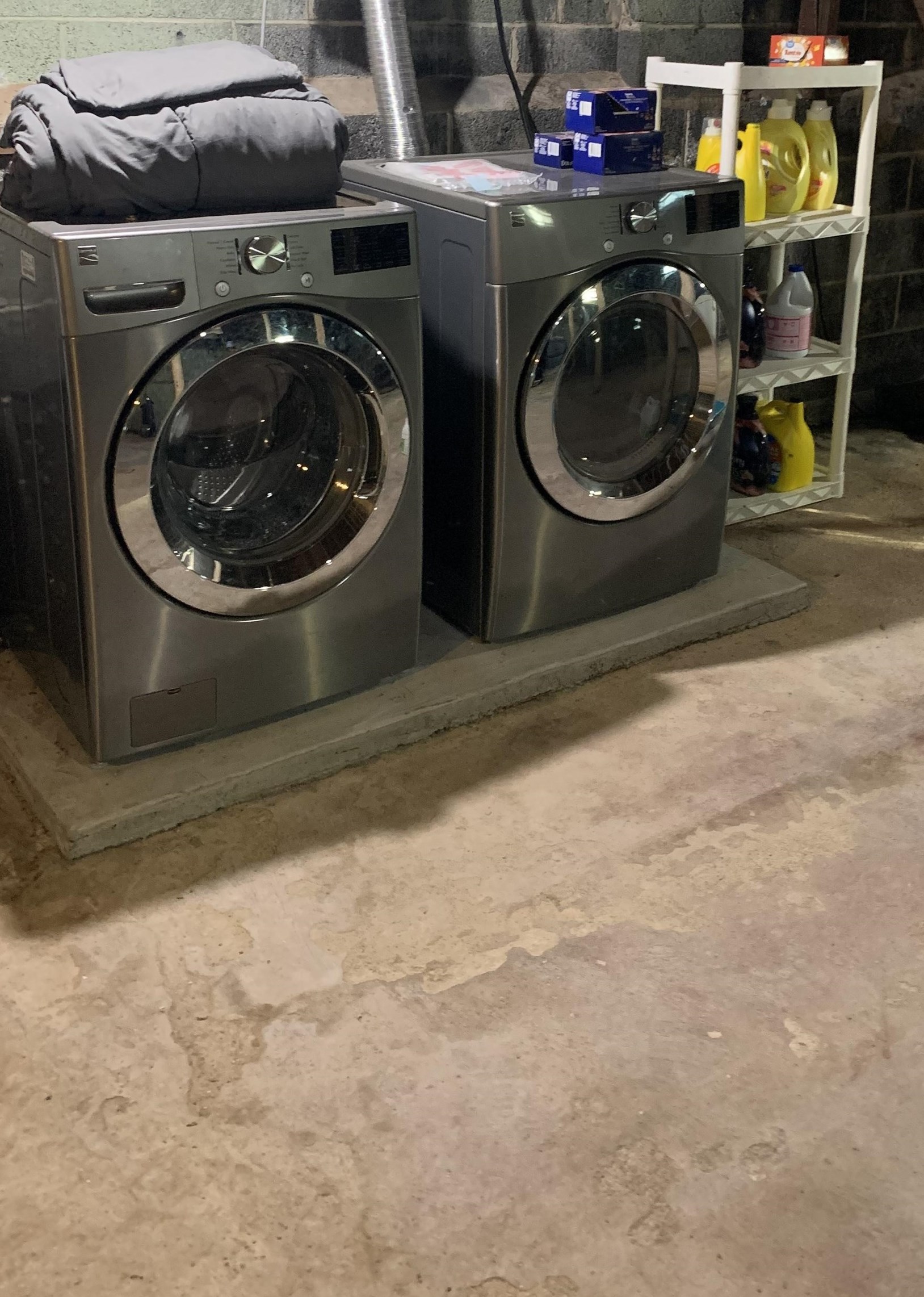 216 Custer Ave, Jersey City NJ 07305-1705 exterior