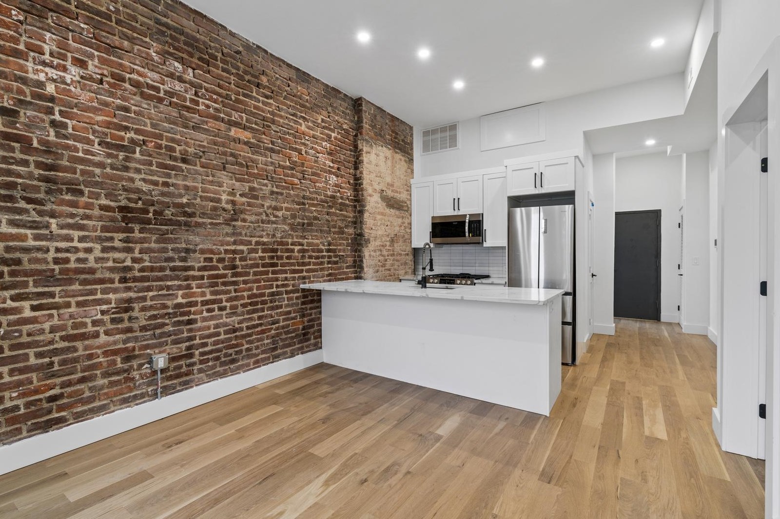 25 Corbin Ave #4, Jersey City, NJ 07306